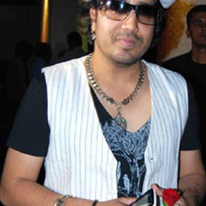 Mika Singh Image