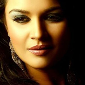 Aashka Goradia Image