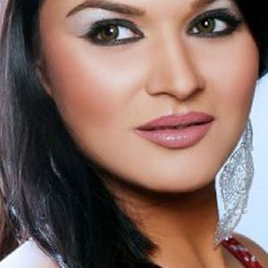 Aashka Goradia Image