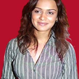 Aashka Goradia Image