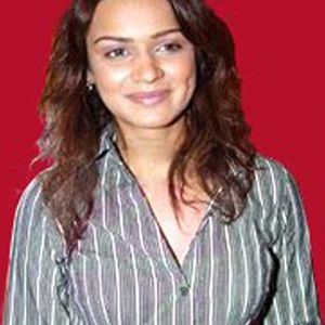 Aashka Goradia Image