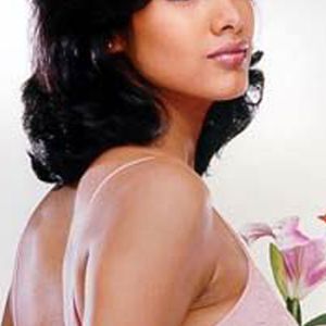 Nethra Raghuraman Image