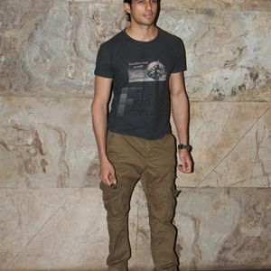 Siddharth Malhotra Image