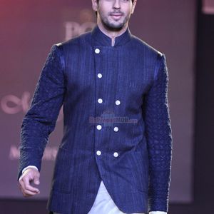 Siddharth Malhotra Image