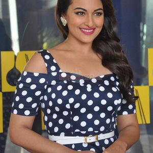 Sonakshi Sinha Image