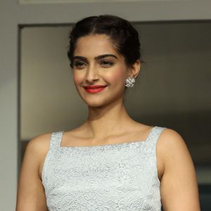 Sonam Kapoor Image
