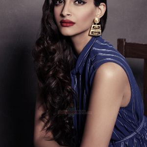 Sonam Kapoor Image