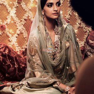 Sonam Kapoor Image