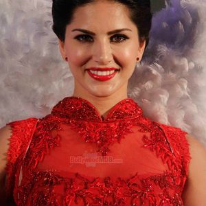 Sunny Leone Image