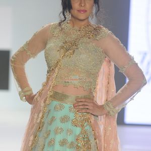 Aditi Govitrikar Image