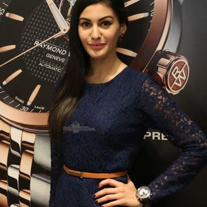 Amyra Dastur Image