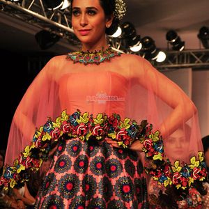 Karisma Kapoor Image