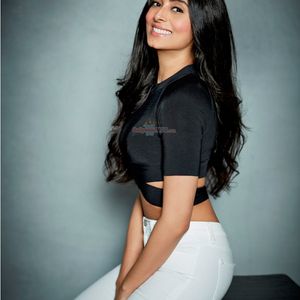 Pernia Qureshi Image