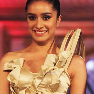 Shraddha Kapoor Image