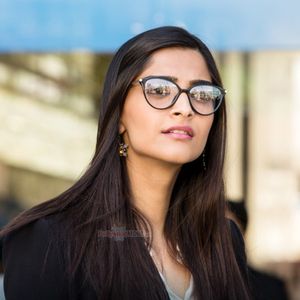 Sonam Kapoor Image