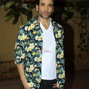 Tusshar Kapoor Image