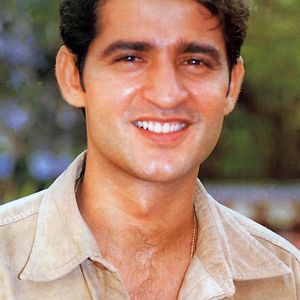 Hiten Tejwani Image