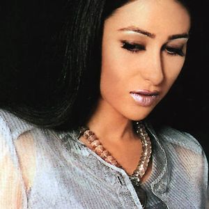 Karisma Kapoor Image