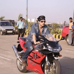 Zayed Khan Image