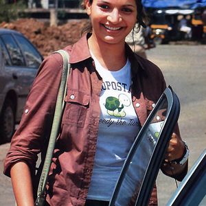 Shweta Kawaatra Image