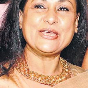 Jaya Bhaduri Image