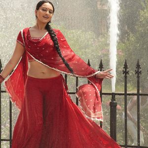 Sonakshi Sinha Image