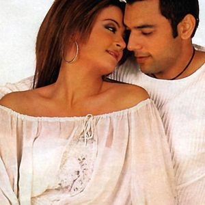 Surveen Chawla Image