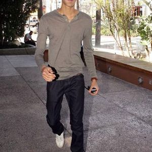 Dev Patel Image