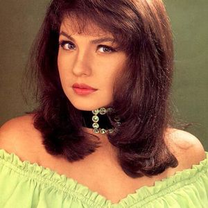 Pooja Bhatt Image