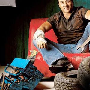 Sunny Deol Image