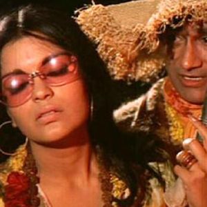 Zeenat Aman Image