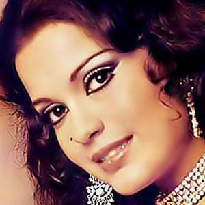 Zeenat Aman Image