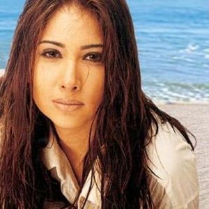 Kim Sharma Image