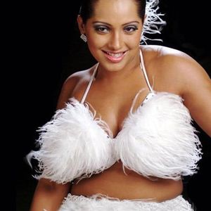 Meghna Naidu Image