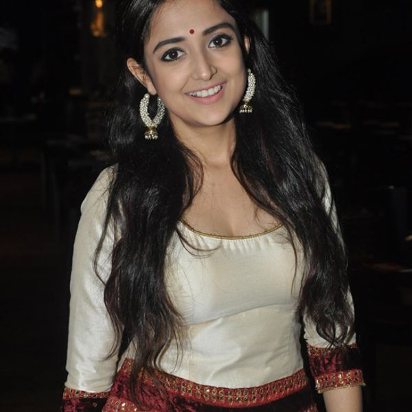 Monali Thakur Fuck - Monali Thakur Photo - 6 | Images | Photo Gallery | Image Gallery -  BollywoodMDB