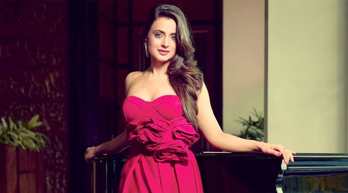 Ameesha Patel CLEARS Her Remark ‘OTT Filled With Gay- Lesbianism’; Says , ‘Was Misunderstood..’