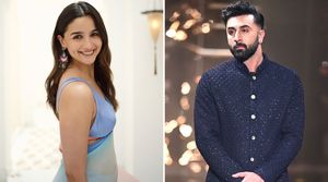 Aww! Alia Bhatt's Response To  Ranbir Kapoor's Ramp Walk At Kunal Rawal's Show Is the CUTEST THING On The Internet Today! (View Pic)