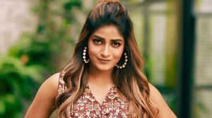 ‘Atrangi Re’ Actress Dimple Hayathi Booked For Damaging Police Officer's Car