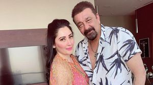 Sanjay Dutt's wife Maanayata describes him as 