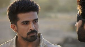 Saqib Saleem calls it a wrap on Crackdown 2 set at Voot