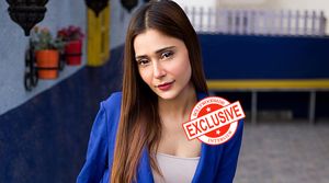 Exclusive: Sara Khan Reveals Facing Trouble Shooting Romantic Scenes With Her Co-Star For ‘The Era Of 1990’; Shares Her Marriage Plans
