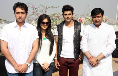 'Dehradun Diary' stars Adhyayan Suman and Ragini Nandwani at special Pooja Hawan for speedy recovery of Delhi rape victim in Mumbai
