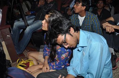 Imran Khan and Anushka Sharma promoting 'MATRU KI BIJLEE KA MANDOLA'