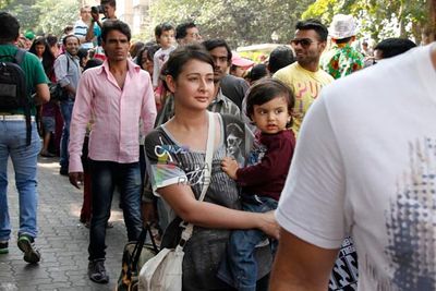 Imran Khan promoting MATRU KI BIJLEE KA MANDOLA at Red Bull Soapbox Race 2012 in Bandra