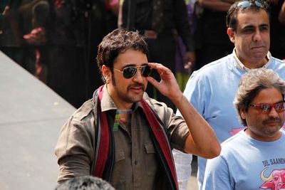 Imran Khan promoting MATRU KI BIJLEE KA MANDOLA at Red Bull Soapbox Race 2012 in Bandra
