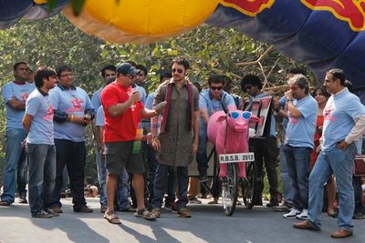 Imran Khan promoting MATRU KI BIJLEE KA MANDOLA at Red Bull Soapbox Race 2012 in Bandra