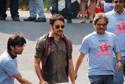 Imran Khan promoting MATRU KI BIJLEE KA MANDOLA at Red Bull Soapbox Race 2012 in Bandra