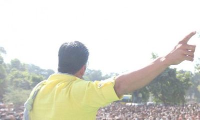 Khiladi 786 promotions in Indore