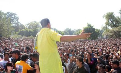 Khiladi 786 promotions in Indore