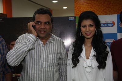 Rajeev Khandelwal, Tena Desai, Paresh Rawal at film 'TABLE NO.21' music launch at 91.1 FM Radio City Studios